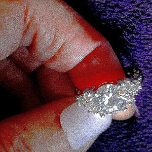 Pretty and Sparkly. Size 6.